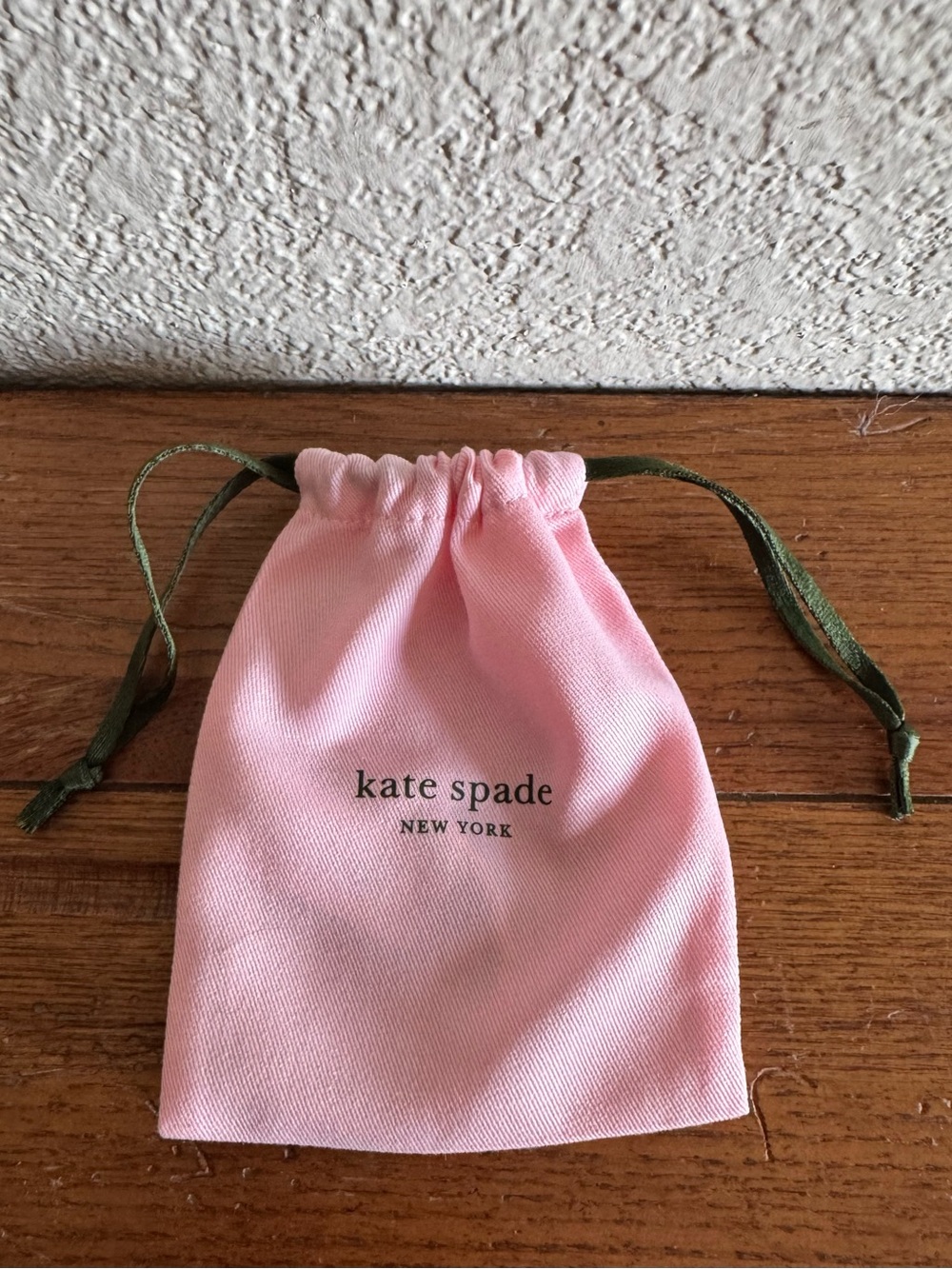NEW w/Tags Kate Spade New York Gold Zebra Print Bangle Bracelet W/Pink Pouch - Picture 11 of 11